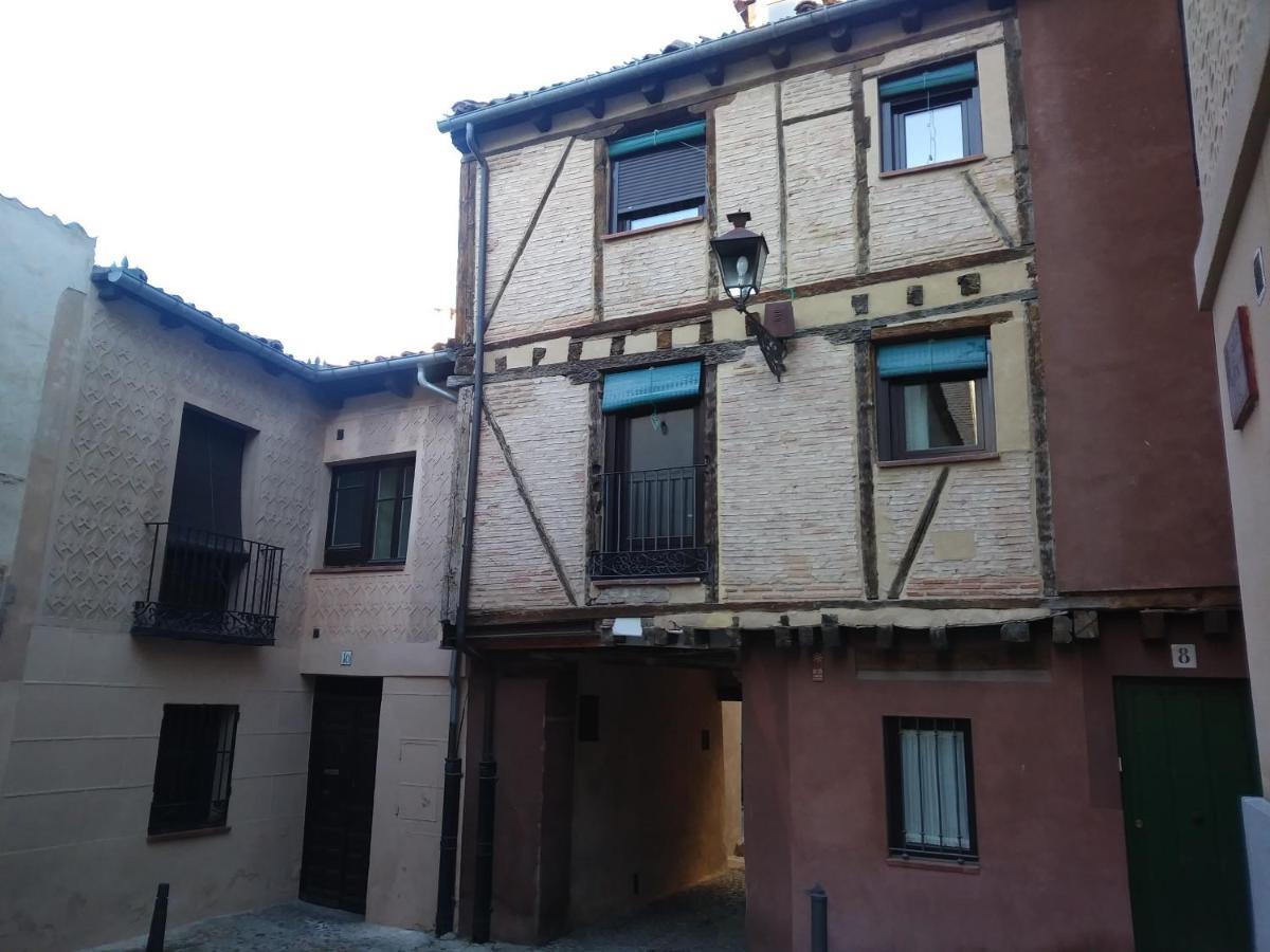 La Salceda Villa Torre Val De San Pedro Exterior foto